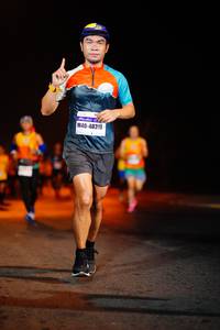 BIB: 40319
                            <button type="button" onclick="openModal(10166980)" class="btn btn-primary btn-sm float-right btn-popup" data-toggle="modal" data-target=".modal-high-quality">
                        <i class="fas fa-shopping-cart"></i> Add to Cart
                    </button>
                                            <button type="button" onclick="isThisMe(10166980, true)" class="btn btn-success btn-sm float-right btn-popup btn-isme hidden" data-toggle="tooltip" data-placement="bottom" title="นี่คือรูปของคุณใช่ไหม คลิกที่นี่เพื่อเอาเข้าอัลบั้ม">
                        <i class="fas fa-plus"></i> Add to album
                    </button>
                    <button type="button" onclick="isThisMe(10166980, false)" class="btn btn-warning btn-sm float-right btn-popup btn-isnotme hidden">
                        <i class="fas fa-ban"></i> Remove from album
                    </button>