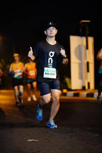 BIB: 82077
                            <button type="button" onclick="openModal(10266115)" class="btn btn-primary btn-sm float-right btn-popup" data-toggle="modal" data-target=".modal-high-quality">
                        <i class="fas fa-shopping-cart"></i> Add to Cart
                    </button>
                                            <button type="button" onclick="isThisMe(10266115, true)" class="btn btn-success btn-sm float-right btn-popup btn-isme hidden" data-toggle="tooltip" data-placement="bottom" title="นี่คือรูปของคุณใช่ไหม คลิกที่นี่เพื่อเอาเข้าอัลบั้ม">
                        <i class="fas fa-plus"></i> Add to album
                    </button>
                    <button type="button" onclick="isThisMe(10266115, false)" class="btn btn-warning btn-sm float-right btn-popup btn-isnotme hidden">
                        <i class="fas fa-ban"></i> Remove from album
                    </button>