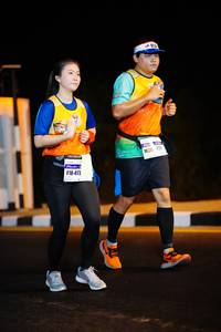 BIB: 413
                            <button type="button" onclick="openModal(10259560)" class="btn btn-primary btn-sm float-right btn-popup" data-toggle="modal" data-target=".modal-high-quality">
                        <i class="fas fa-shopping-cart"></i> Add to Cart
                    </button>
                                            <button type="button" onclick="isThisMe(10259560, true)" class="btn btn-success btn-sm float-right btn-popup btn-isme hidden" data-toggle="tooltip" data-placement="bottom" title="นี่คือรูปของคุณใช่ไหม คลิกที่นี่เพื่อเอาเข้าอัลบั้ม">
                        <i class="fas fa-plus"></i> Add to album
                    </button>
                    <button type="button" onclick="isThisMe(10259560, false)" class="btn btn-warning btn-sm float-right btn-popup btn-isnotme hidden">
                        <i class="fas fa-ban"></i> Remove from album
                    </button>