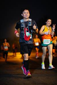 BIB: 135, 20513
                            <button type="button" onclick="openModal(10266526)" class="btn btn-primary btn-sm float-right btn-popup" data-toggle="modal" data-target=".modal-high-quality">
                        <i class="fas fa-shopping-cart"></i> Add to Cart
                    </button>
                                            <button type="button" onclick="isThisMe(10266526, true)" class="btn btn-success btn-sm float-right btn-popup btn-isme hidden" data-toggle="tooltip" data-placement="bottom" title="นี่คือรูปของคุณใช่ไหม คลิกที่นี่เพื่อเอาเข้าอัลบั้ม">
                        <i class="fas fa-plus"></i> Add to album
                    </button>
                    <button type="button" onclick="isThisMe(10266526, false)" class="btn btn-warning btn-sm float-right btn-popup btn-isnotme hidden">
                        <i class="fas fa-ban"></i> Remove from album
                    </button>