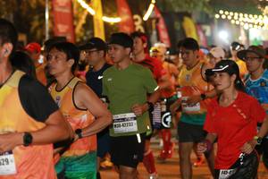 BIB: 42232, 529
                            <button type="button" onclick="openModal(10143218)" class="btn btn-primary btn-sm float-right btn-popup" data-toggle="modal" data-target=".modal-high-quality">
                        <i class="fas fa-shopping-cart"></i> Add to Cart
                    </button>
                                            <button type="button" onclick="isThisMe(10143218, true)" class="btn btn-success btn-sm float-right btn-popup btn-isme hidden" data-toggle="tooltip" data-placement="bottom" title="นี่คือรูปของคุณใช่ไหม คลิกที่นี่เพื่อเอาเข้าอัลบั้ม">
                        <i class="fas fa-plus"></i> Add to album
                    </button>
                    <button type="button" onclick="isThisMe(10143218, false)" class="btn btn-warning btn-sm float-right btn-popup btn-isnotme hidden">
                        <i class="fas fa-ban"></i> Remove from album
                    </button>