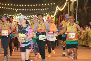 BIB: 1151, 1660, 17521, 1722
                            <button type="button" onclick="openModal(9056623)" class="btn btn-primary btn-sm float-right btn-popup" data-toggle="modal" data-target=".modal-high-quality">
                        <i class="fas fa-shopping-cart"></i> Add to Cart
                    </button>
                                            <button type="button" onclick="isThisMe(9056623, true)" class="btn btn-success btn-sm float-right btn-popup btn-isme hidden" data-toggle="tooltip" data-placement="bottom" title="นี่คือรูปของคุณใช่ไหม คลิกที่นี่เพื่อเอาเข้าอัลบั้ม">
                        <i class="fas fa-plus"></i> Add to album
                    </button>
                    <button type="button" onclick="isThisMe(9056623, false)" class="btn btn-warning btn-sm float-right btn-popup btn-isnotme hidden">
                        <i class="fas fa-ban"></i> Remove from album
                    </button>