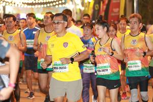 BIB: 26233, 27055, 21599, 20212
                            <button type="button" onclick="openModal(8978737)" class="btn btn-primary btn-sm float-right btn-popup" data-toggle="modal" data-target=".modal-high-quality">
                        <i class="fas fa-shopping-cart"></i> Add to Cart
                    </button>
                                            <button type="button" onclick="isThisMe(8978737, true)" class="btn btn-success btn-sm float-right btn-popup btn-isme hidden" data-toggle="tooltip" data-placement="bottom" title="นี่คือรูปของคุณใช่ไหม คลิกที่นี่เพื่อเอาเข้าอัลบั้ม">
                        <i class="fas fa-plus"></i> Add to album
                    </button>
                    <button type="button" onclick="isThisMe(8978737, false)" class="btn btn-warning btn-sm float-right btn-popup btn-isnotme hidden">
                        <i class="fas fa-ban"></i> Remove from album
                    </button>