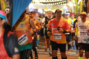 BIB: 48001, 42102, 42487
                            <button type="button" onclick="openModal(10133260)" class="btn btn-primary btn-sm float-right btn-popup" data-toggle="modal" data-target=".modal-high-quality">
                        <i class="fas fa-shopping-cart"></i> Add to Cart
                    </button>
                                            <button type="button" onclick="isThisMe(10133260, true)" class="btn btn-success btn-sm float-right btn-popup btn-isme hidden" data-toggle="tooltip" data-placement="bottom" title="นี่คือรูปของคุณใช่ไหม คลิกที่นี่เพื่อเอาเข้าอัลบั้ม">
                        <i class="fas fa-plus"></i> Add to album
                    </button>
                    <button type="button" onclick="isThisMe(10133260, false)" class="btn btn-warning btn-sm float-right btn-popup btn-isnotme hidden">
                        <i class="fas fa-ban"></i> Remove from album
                    </button>