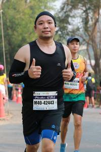 BIB: 46925, 421952, 42443
                            <button type="button" onclick="openModal(8597018)" class="btn btn-primary btn-sm float-right btn-popup" data-toggle="modal" data-target=".modal-high-quality">
                        <i class="fas fa-shopping-cart"></i> Add to Cart
                    </button>
                                            <button type="button" onclick="isThisMe(8597018, true)" class="btn btn-success btn-sm float-right btn-popup btn-isme hidden" data-toggle="tooltip" data-placement="bottom" title="นี่คือรูปของคุณใช่ไหม คลิกที่นี่เพื่อเอาเข้าอัลบั้ม">
                        <i class="fas fa-plus"></i> Add to album
                    </button>
                    <button type="button" onclick="isThisMe(8597018, false)" class="btn btn-warning btn-sm float-right btn-popup btn-isnotme hidden">
                        <i class="fas fa-ban"></i> Remove from album
                    </button>