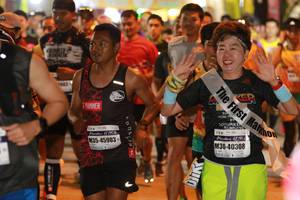 BIB: 0603, 40308, 45903
                            <button type="button" onclick="openModal(10135569)" class="btn btn-primary btn-sm float-right btn-popup" data-toggle="modal" data-target=".modal-high-quality">
                        <i class="fas fa-shopping-cart"></i> Add to Cart
                    </button>
                                            <button type="button" onclick="isThisMe(10135569, true)" class="btn btn-success btn-sm float-right btn-popup btn-isme hidden" data-toggle="tooltip" data-placement="bottom" title="นี่คือรูปของคุณใช่ไหม คลิกที่นี่เพื่อเอาเข้าอัลบั้ม">
                        <i class="fas fa-plus"></i> Add to album
                    </button>
                    <button type="button" onclick="isThisMe(10135569, false)" class="btn btn-warning btn-sm float-right btn-popup btn-isnotme hidden">
                        <i class="fas fa-ban"></i> Remove from album
                    </button>