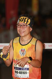 BIB: 195, 48169
                            <button type="button" onclick="openModal(8416878)" class="btn btn-primary btn-sm float-right btn-popup" data-toggle="modal" data-target=".modal-high-quality">
                        <i class="fas fa-shopping-cart"></i> Add to Cart
                    </button>
                                            <button type="button" onclick="isThisMe(8416878, true)" class="btn btn-success btn-sm float-right btn-popup btn-isme hidden" data-toggle="tooltip" data-placement="bottom" title="นี่คือรูปของคุณใช่ไหม คลิกที่นี่เพื่อเอาเข้าอัลบั้ม">
                        <i class="fas fa-plus"></i> Add to album
                    </button>
                    <button type="button" onclick="isThisMe(8416878, false)" class="btn btn-warning btn-sm float-right btn-popup btn-isnotme hidden">
                        <i class="fas fa-ban"></i> Remove from album
                    </button>