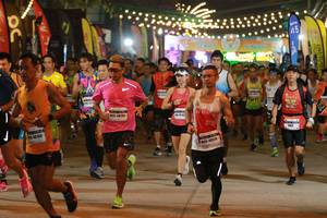 BIB: 400, 48195, 4543, 405
                            <button type="button" onclick="openModal(10129627)" class="btn btn-primary btn-sm float-right btn-popup" data-toggle="modal" data-target=".modal-high-quality">
                        <i class="fas fa-shopping-cart"></i> Add to Cart
                    </button>
                                            <button type="button" onclick="isThisMe(10129627, true)" class="btn btn-success btn-sm float-right btn-popup btn-isme hidden" data-toggle="tooltip" data-placement="bottom" title="นี่คือรูปของคุณใช่ไหม คลิกที่นี่เพื่อเอาเข้าอัลบั้ม">
                        <i class="fas fa-plus"></i> Add to album
                    </button>
                    <button type="button" onclick="isThisMe(10129627, false)" class="btn btn-warning btn-sm float-right btn-popup btn-isnotme hidden">
                        <i class="fas fa-ban"></i> Remove from album
                    </button>