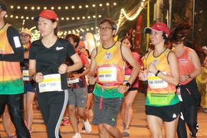 BIB: 10090, 1055, 30093, 1153, 10006, 
                            <button type="button" onclick="openModal(9048352)" class="btn btn-primary btn-sm float-right btn-popup" data-toggle="modal" data-target=".modal-high-quality">
                        <i class="fas fa-shopping-cart"></i> Add to Cart
                    </button>
                                            <button type="button" onclick="isThisMe(9048352, true)" class="btn btn-success btn-sm float-right btn-popup btn-isme hidden" data-toggle="tooltip" data-placement="bottom" title="นี่คือรูปของคุณใช่ไหม คลิกที่นี่เพื่อเอาเข้าอัลบั้ม">
                        <i class="fas fa-plus"></i> Add to album
                    </button>
                    <button type="button" onclick="isThisMe(9048352, false)" class="btn btn-warning btn-sm float-right btn-popup btn-isnotme hidden">
                        <i class="fas fa-ban"></i> Remove from album
                    </button>