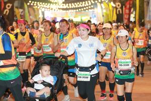 BIB: 25303, 20109, 26580
                            <button type="button" onclick="openModal(9017549)" class="btn btn-primary btn-sm float-right btn-popup" data-toggle="modal" data-target=".modal-high-quality">
                        <i class="fas fa-shopping-cart"></i> Add to Cart
                    </button>
                                            <button type="button" onclick="isThisMe(9017549, true)" class="btn btn-success btn-sm float-right btn-popup btn-isme hidden" data-toggle="tooltip" data-placement="bottom" title="นี่คือรูปของคุณใช่ไหม คลิกที่นี่เพื่อเอาเข้าอัลบั้ม">
                        <i class="fas fa-plus"></i> Add to album
                    </button>
                    <button type="button" onclick="isThisMe(9017549, false)" class="btn btn-warning btn-sm float-right btn-popup btn-isnotme hidden">
                        <i class="fas fa-ban"></i> Remove from album
                    </button>