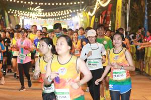 BIB: 25156, 25265, 20093, 25144
                            <button type="button" onclick="openModal(8989002)" class="btn btn-primary btn-sm float-right btn-popup" data-toggle="modal" data-target=".modal-high-quality">
                        <i class="fas fa-shopping-cart"></i> Add to Cart
                    </button>
                                            <button type="button" onclick="isThisMe(8989002, true)" class="btn btn-success btn-sm float-right btn-popup btn-isme hidden" data-toggle="tooltip" data-placement="bottom" title="นี่คือรูปของคุณใช่ไหม คลิกที่นี่เพื่อเอาเข้าอัลบั้ม">
                        <i class="fas fa-plus"></i> Add to album
                    </button>
                    <button type="button" onclick="isThisMe(8989002, false)" class="btn btn-warning btn-sm float-right btn-popup btn-isnotme hidden">
                        <i class="fas fa-ban"></i> Remove from album
                    </button>