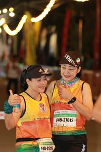 BIB: 212, 27612, 21725
                            <button type="button" onclick="openModal(10155922)" class="btn btn-primary btn-sm float-right btn-popup" data-toggle="modal" data-target=".modal-high-quality">
                        <i class="fas fa-shopping-cart"></i> Add to Cart
                    </button>
                                            <button type="button" onclick="isThisMe(10155922, true)" class="btn btn-success btn-sm float-right btn-popup btn-isme hidden" data-toggle="tooltip" data-placement="bottom" title="นี่คือรูปของคุณใช่ไหม คลิกที่นี่เพื่อเอาเข้าอัลบั้ม">
                        <i class="fas fa-plus"></i> Add to album
                    </button>
                    <button type="button" onclick="isThisMe(10155922, false)" class="btn btn-warning btn-sm float-right btn-popup btn-isnotme hidden">
                        <i class="fas fa-ban"></i> Remove from album
                    </button>