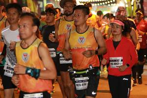 BIB: 1241, 4043, 4744
                            <button type="button" onclick="openModal(10136314)" class="btn btn-primary btn-sm float-right btn-popup" data-toggle="modal" data-target=".modal-high-quality">
                        <i class="fas fa-shopping-cart"></i> Add to Cart
                    </button>
                                            <button type="button" onclick="isThisMe(10136314, true)" class="btn btn-success btn-sm float-right btn-popup btn-isme hidden" data-toggle="tooltip" data-placement="bottom" title="นี่คือรูปของคุณใช่ไหม คลิกที่นี่เพื่อเอาเข้าอัลบั้ม">
                        <i class="fas fa-plus"></i> Add to album
                    </button>
                    <button type="button" onclick="isThisMe(10136314, false)" class="btn btn-warning btn-sm float-right btn-popup btn-isnotme hidden">
                        <i class="fas fa-ban"></i> Remove from album
                    </button>