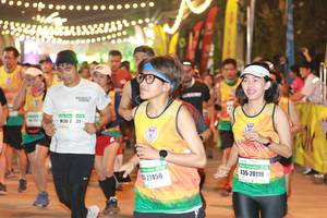 BIB: 20119, 27450
                            <button type="button" onclick="openModal(8991527)" class="btn btn-primary btn-sm float-right btn-popup" data-toggle="modal" data-target=".modal-high-quality">
                        <i class="fas fa-shopping-cart"></i> Add to Cart
                    </button>
                                            <button type="button" onclick="isThisMe(8991527, true)" class="btn btn-success btn-sm float-right btn-popup btn-isme hidden" data-toggle="tooltip" data-placement="bottom" title="นี่คือรูปของคุณใช่ไหม คลิกที่นี่เพื่อเอาเข้าอัลบั้ม">
                        <i class="fas fa-plus"></i> Add to album
                    </button>
                    <button type="button" onclick="isThisMe(8991527, false)" class="btn btn-warning btn-sm float-right btn-popup btn-isnotme hidden">
                        <i class="fas fa-ban"></i> Remove from album
                    </button>