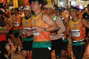 BIB: 413, 45992
                            <button type="button" onclick="openModal(10142057)" class="btn btn-primary btn-sm float-right btn-popup" data-toggle="modal" data-target=".modal-high-quality">
                        <i class="fas fa-shopping-cart"></i> Add to Cart
                    </button>
                                            <button type="button" onclick="isThisMe(10142057, true)" class="btn btn-success btn-sm float-right btn-popup btn-isme hidden" data-toggle="tooltip" data-placement="bottom" title="นี่คือรูปของคุณใช่ไหม คลิกที่นี่เพื่อเอาเข้าอัลบั้ม">
                        <i class="fas fa-plus"></i> Add to album
                    </button>
                    <button type="button" onclick="isThisMe(10142057, false)" class="btn btn-warning btn-sm float-right btn-popup btn-isnotme hidden">
                        <i class="fas fa-ban"></i> Remove from album
                    </button>