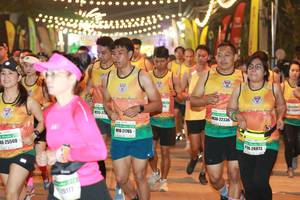 BIB: 250, 22336, 21765, 25508, 26073, 0177
                            <button type="button" onclick="openModal(8994136)" class="btn btn-primary btn-sm float-right btn-popup" data-toggle="modal" data-target=".modal-high-quality">
                        <i class="fas fa-shopping-cart"></i> Add to Cart
                    </button>
                                            <button type="button" onclick="isThisMe(8994136, true)" class="btn btn-success btn-sm float-right btn-popup btn-isme hidden" data-toggle="tooltip" data-placement="bottom" title="นี่คือรูปของคุณใช่ไหม คลิกที่นี่เพื่อเอาเข้าอัลบั้ม">
                        <i class="fas fa-plus"></i> Add to album
                    </button>
                    <button type="button" onclick="isThisMe(8994136, false)" class="btn btn-warning btn-sm float-right btn-popup btn-isnotme hidden">
                        <i class="fas fa-ban"></i> Remove from album
                    </button>