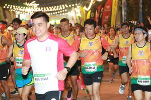 BIB: 255, 21404, 21969
                            <button type="button" onclick="openModal(8986692)" class="btn btn-primary btn-sm float-right btn-popup" data-toggle="modal" data-target=".modal-high-quality">
                        <i class="fas fa-shopping-cart"></i> Add to Cart
                    </button>
                                            <button type="button" onclick="isThisMe(8986692, true)" class="btn btn-success btn-sm float-right btn-popup btn-isme hidden" data-toggle="tooltip" data-placement="bottom" title="นี่คือรูปของคุณใช่ไหม คลิกที่นี่เพื่อเอาเข้าอัลบั้ม">
                        <i class="fas fa-plus"></i> Add to album
                    </button>
                    <button type="button" onclick="isThisMe(8986692, false)" class="btn btn-warning btn-sm float-right btn-popup btn-isnotme hidden">
                        <i class="fas fa-ban"></i> Remove from album
                    </button>