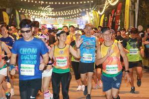 BIB: 26607, 25838, 25026, 25709, 26958
                            <button type="button" onclick="openModal(8989557)" class="btn btn-primary btn-sm float-right btn-popup" data-toggle="modal" data-target=".modal-high-quality">
                        <i class="fas fa-shopping-cart"></i> Add to Cart
                    </button>
                                            <button type="button" onclick="isThisMe(8989557, true)" class="btn btn-success btn-sm float-right btn-popup btn-isme hidden" data-toggle="tooltip" data-placement="bottom" title="นี่คือรูปของคุณใช่ไหม คลิกที่นี่เพื่อเอาเข้าอัลบั้ม">
                        <i class="fas fa-plus"></i> Add to album
                    </button>
                    <button type="button" onclick="isThisMe(8989557, false)" class="btn btn-warning btn-sm float-right btn-popup btn-isnotme hidden">
                        <i class="fas fa-ban"></i> Remove from album
                    </button>