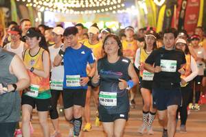 BIB: 2515, 2611, 20566, 0411, 21019
                            <button type="button" onclick="openModal(9005667)" class="btn btn-primary btn-sm float-right btn-popup" data-toggle="modal" data-target=".modal-high-quality">
                        <i class="fas fa-shopping-cart"></i> Add to Cart
                    </button>
                                            <button type="button" onclick="isThisMe(9005667, true)" class="btn btn-success btn-sm float-right btn-popup btn-isme hidden" data-toggle="tooltip" data-placement="bottom" title="นี่คือรูปของคุณใช่ไหม คลิกที่นี่เพื่อเอาเข้าอัลบั้ม">
                        <i class="fas fa-plus"></i> Add to album
                    </button>
                    <button type="button" onclick="isThisMe(9005667, false)" class="btn btn-warning btn-sm float-right btn-popup btn-isnotme hidden">
                        <i class="fas fa-ban"></i> Remove from album
                    </button>