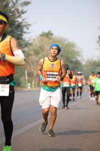 BIB: 4079
                            <button type="button" onclick="openModal(8186337)" class="btn btn-primary btn-sm float-right btn-popup" data-toggle="modal" data-target=".modal-high-quality">
                        <i class="fas fa-shopping-cart"></i> Add to Cart
                    </button>
                                            <button type="button" onclick="isThisMe(8186337, true)" class="btn btn-success btn-sm float-right btn-popup btn-isme hidden" data-toggle="tooltip" data-placement="bottom" title="นี่คือรูปของคุณใช่ไหม คลิกที่นี่เพื่อเอาเข้าอัลบั้ม">
                        <i class="fas fa-plus"></i> Add to album
                    </button>
                    <button type="button" onclick="isThisMe(8186337, false)" class="btn btn-warning btn-sm float-right btn-popup btn-isnotme hidden">
                        <i class="fas fa-ban"></i> Remove from album
                    </button>