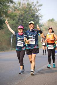 BIB: 40915, 40454, 150, 40483
                            <button type="button" onclick="openModal(8225184)" class="btn btn-primary btn-sm float-right btn-popup" data-toggle="modal" data-target=".modal-high-quality">
                        <i class="fas fa-shopping-cart"></i> Add to Cart
                    </button>
                                            <button type="button" onclick="isThisMe(8225184, true)" class="btn btn-success btn-sm float-right btn-popup btn-isme hidden" data-toggle="tooltip" data-placement="bottom" title="นี่คือรูปของคุณใช่ไหม คลิกที่นี่เพื่อเอาเข้าอัลบั้ม">
                        <i class="fas fa-plus"></i> Add to album
                    </button>
                    <button type="button" onclick="isThisMe(8225184, false)" class="btn btn-warning btn-sm float-right btn-popup btn-isnotme hidden">
                        <i class="fas fa-ban"></i> Remove from album
                    </button>