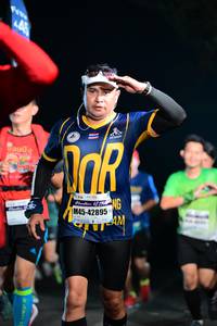 BIB: 42895, 421
                            <button type="button" onclick="openModal(7743677)" class="btn btn-primary btn-sm float-right btn-popup" data-toggle="modal" data-target=".modal-high-quality">
                        <i class="fas fa-shopping-cart"></i> Add to Cart
                    </button>
                                            <button type="button" onclick="isThisMe(7743677, true)" class="btn btn-success btn-sm float-right btn-popup btn-isme hidden" data-toggle="tooltip" data-placement="bottom" title="นี่คือรูปของคุณใช่ไหม คลิกที่นี่เพื่อเอาเข้าอัลบั้ม">
                        <i class="fas fa-plus"></i> Add to album
                    </button>
                    <button type="button" onclick="isThisMe(7743677, false)" class="btn btn-warning btn-sm float-right btn-popup btn-isnotme hidden">
                        <i class="fas fa-ban"></i> Remove from album
                    </button>