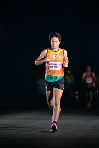 BIB: 4560
                            <button type="button" onclick="openModal(7298774)" class="btn btn-primary btn-sm float-right btn-popup" data-toggle="modal" data-target=".modal-high-quality">
                        <i class="fas fa-shopping-cart"></i> Add to Cart
                    </button>
                                            <button type="button" onclick="isThisMe(7298774, true)" class="btn btn-success btn-sm float-right btn-popup btn-isme hidden" data-toggle="tooltip" data-placement="bottom" title="นี่คือรูปของคุณใช่ไหม คลิกที่นี่เพื่อเอาเข้าอัลบั้ม">
                        <i class="fas fa-plus"></i> Add to album
                    </button>
                    <button type="button" onclick="isThisMe(7298774, false)" class="btn btn-warning btn-sm float-right btn-popup btn-isnotme hidden">
                        <i class="fas fa-ban"></i> Remove from album
                    </button>