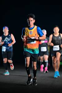 BIB: 4135
                            <button type="button" onclick="openModal(7866291)" class="btn btn-primary btn-sm float-right btn-popup" data-toggle="modal" data-target=".modal-high-quality">
                        <i class="fas fa-shopping-cart"></i> Add to Cart
                    </button>
                                            <button type="button" onclick="isThisMe(7866291, true)" class="btn btn-success btn-sm float-right btn-popup btn-isme hidden" data-toggle="tooltip" data-placement="bottom" title="นี่คือรูปของคุณใช่ไหม คลิกที่นี่เพื่อเอาเข้าอัลบั้ม">
                        <i class="fas fa-plus"></i> Add to album
                    </button>
                    <button type="button" onclick="isThisMe(7866291, false)" class="btn btn-warning btn-sm float-right btn-popup btn-isnotme hidden">
                        <i class="fas fa-ban"></i> Remove from album
                    </button>