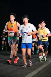 BIB: 42431, 467
                            <button type="button" onclick="openModal(7772445)" class="btn btn-primary btn-sm float-right btn-popup" data-toggle="modal" data-target=".modal-high-quality">
                        <i class="fas fa-shopping-cart"></i> Add to Cart
                    </button>
                                            <button type="button" onclick="isThisMe(7772445, true)" class="btn btn-success btn-sm float-right btn-popup btn-isme hidden" data-toggle="tooltip" data-placement="bottom" title="นี่คือรูปของคุณใช่ไหม คลิกที่นี่เพื่อเอาเข้าอัลบั้ม">
                        <i class="fas fa-plus"></i> Add to album
                    </button>
                    <button type="button" onclick="isThisMe(7772445, false)" class="btn btn-warning btn-sm float-right btn-popup btn-isnotme hidden">
                        <i class="fas fa-ban"></i> Remove from album
                    </button>