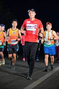 BIB: 41553, 4403, 46185
                            <button type="button" onclick="openModal(7817623)" class="btn btn-primary btn-sm float-right btn-popup" data-toggle="modal" data-target=".modal-high-quality">
                        <i class="fas fa-shopping-cart"></i> Add to Cart
                    </button>
                                            <button type="button" onclick="isThisMe(7817623, true)" class="btn btn-success btn-sm float-right btn-popup btn-isme hidden" data-toggle="tooltip" data-placement="bottom" title="นี่คือรูปของคุณใช่ไหม คลิกที่นี่เพื่อเอาเข้าอัลบั้ม">
                        <i class="fas fa-plus"></i> Add to album
                    </button>
                    <button type="button" onclick="isThisMe(7817623, false)" class="btn btn-warning btn-sm float-right btn-popup btn-isnotme hidden">
                        <i class="fas fa-ban"></i> Remove from album
                    </button>