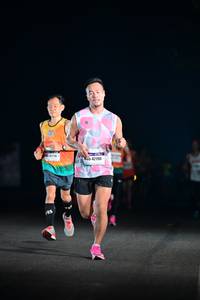 BIB: 47718, 42190
                            <button type="button" onclick="openModal(7303212)" class="btn btn-primary btn-sm float-right btn-popup" data-toggle="modal" data-target=".modal-high-quality">
                        <i class="fas fa-shopping-cart"></i> Add to Cart
                    </button>
                                            <button type="button" onclick="isThisMe(7303212, true)" class="btn btn-success btn-sm float-right btn-popup btn-isme hidden" data-toggle="tooltip" data-placement="bottom" title="นี่คือรูปของคุณใช่ไหม คลิกที่นี่เพื่อเอาเข้าอัลบั้ม">
                        <i class="fas fa-plus"></i> Add to album
                    </button>
                    <button type="button" onclick="isThisMe(7303212, false)" class="btn btn-warning btn-sm float-right btn-popup btn-isnotme hidden">
                        <i class="fas fa-ban"></i> Remove from album
                    </button>