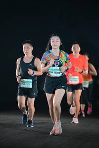 BIB: 25203, 21371
                            <button type="button" onclick="openModal(8208884)" class="btn btn-primary btn-sm float-right btn-popup" data-toggle="modal" data-target=".modal-high-quality">
                        <i class="fas fa-shopping-cart"></i> Add to Cart
                    </button>
                                            <button type="button" onclick="isThisMe(8208884, true)" class="btn btn-success btn-sm float-right btn-popup btn-isme hidden" data-toggle="tooltip" data-placement="bottom" title="นี่คือรูปของคุณใช่ไหม คลิกที่นี่เพื่อเอาเข้าอัลบั้ม">
                        <i class="fas fa-plus"></i> Add to album
                    </button>
                    <button type="button" onclick="isThisMe(8208884, false)" class="btn btn-warning btn-sm float-right btn-popup btn-isnotme hidden">
                        <i class="fas fa-ban"></i> Remove from album
                    </button>