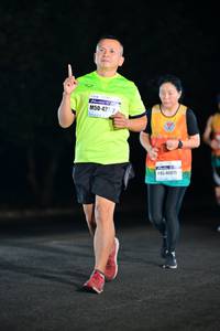 BIB: 421, 145, 4601
                            <button type="button" onclick="openModal(8191239)" class="btn btn-primary btn-sm float-right btn-popup" data-toggle="modal" data-target=".modal-high-quality">
                        <i class="fas fa-shopping-cart"></i> Add to Cart
                    </button>
                                            <button type="button" onclick="isThisMe(8191239, true)" class="btn btn-success btn-sm float-right btn-popup btn-isme hidden" data-toggle="tooltip" data-placement="bottom" title="นี่คือรูปของคุณใช่ไหม คลิกที่นี่เพื่อเอาเข้าอัลบั้ม">
                        <i class="fas fa-plus"></i> Add to album
                    </button>
                    <button type="button" onclick="isThisMe(8191239, false)" class="btn btn-warning btn-sm float-right btn-popup btn-isnotme hidden">
                        <i class="fas fa-ban"></i> Remove from album
                    </button>