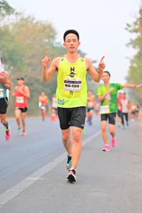 BIB: 41010
                            <button type="button" onclick="openModal(8132961)" class="btn btn-primary btn-sm float-right btn-popup" data-toggle="modal" data-target=".modal-high-quality">
                        <i class="fas fa-shopping-cart"></i> Add to Cart
                    </button>
                                            <button type="button" onclick="isThisMe(8132961, true)" class="btn btn-success btn-sm float-right btn-popup btn-isme hidden" data-toggle="tooltip" data-placement="bottom" title="นี่คือรูปของคุณใช่ไหม คลิกที่นี่เพื่อเอาเข้าอัลบั้ม">
                        <i class="fas fa-plus"></i> Add to album
                    </button>
                    <button type="button" onclick="isThisMe(8132961, false)" class="btn btn-warning btn-sm float-right btn-popup btn-isnotme hidden">
                        <i class="fas fa-ban"></i> Remove from album
                    </button>