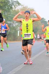 BIB: 41870
                            <button type="button" onclick="openModal(8132913)" class="btn btn-primary btn-sm float-right btn-popup" data-toggle="modal" data-target=".modal-high-quality">
                        <i class="fas fa-shopping-cart"></i> Add to Cart
                    </button>
                                            <button type="button" onclick="isThisMe(8132913, true)" class="btn btn-success btn-sm float-right btn-popup btn-isme hidden" data-toggle="tooltip" data-placement="bottom" title="นี่คือรูปของคุณใช่ไหม คลิกที่นี่เพื่อเอาเข้าอัลบั้ม">
                        <i class="fas fa-plus"></i> Add to album
                    </button>
                    <button type="button" onclick="isThisMe(8132913, false)" class="btn btn-warning btn-sm float-right btn-popup btn-isnotme hidden">
                        <i class="fas fa-ban"></i> Remove from album
                    </button>