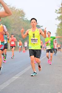 BIB: 41010
                            <button type="button" onclick="openModal(8132942)" class="btn btn-primary btn-sm float-right btn-popup" data-toggle="modal" data-target=".modal-high-quality">
                        <i class="fas fa-shopping-cart"></i> Add to Cart
                    </button>
                                            <button type="button" onclick="isThisMe(8132942, true)" class="btn btn-success btn-sm float-right btn-popup btn-isme hidden" data-toggle="tooltip" data-placement="bottom" title="นี่คือรูปของคุณใช่ไหม คลิกที่นี่เพื่อเอาเข้าอัลบั้ม">
                        <i class="fas fa-plus"></i> Add to album
                    </button>
                    <button type="button" onclick="isThisMe(8132942, false)" class="btn btn-warning btn-sm float-right btn-popup btn-isnotme hidden">
                        <i class="fas fa-ban"></i> Remove from album
                    </button>