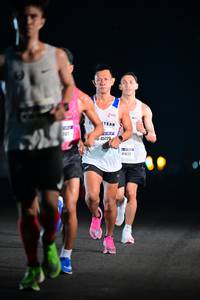 BIB: 45726, 41833
                            <button type="button" onclick="openModal(7288439)" class="btn btn-primary btn-sm float-right btn-popup" data-toggle="modal" data-target=".modal-high-quality">
                        <i class="fas fa-shopping-cart"></i> Add to Cart
                    </button>
                                            <button type="button" onclick="isThisMe(7288439, true)" class="btn btn-success btn-sm float-right btn-popup btn-isme hidden" data-toggle="tooltip" data-placement="bottom" title="นี่คือรูปของคุณใช่ไหม คลิกที่นี่เพื่อเอาเข้าอัลบั้ม">
                        <i class="fas fa-plus"></i> Add to album
                    </button>
                    <button type="button" onclick="isThisMe(7288439, false)" class="btn btn-warning btn-sm float-right btn-popup btn-isnotme hidden">
                        <i class="fas fa-ban"></i> Remove from album
                    </button>