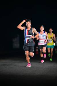 BIB: 422
                            <button type="button" onclick="openModal(7289191)" class="btn btn-primary btn-sm float-right btn-popup" data-toggle="modal" data-target=".modal-high-quality">
                        <i class="fas fa-shopping-cart"></i> Add to Cart
                    </button>
                                            <button type="button" onclick="isThisMe(7289191, true)" class="btn btn-success btn-sm float-right btn-popup btn-isme hidden" data-toggle="tooltip" data-placement="bottom" title="นี่คือรูปของคุณใช่ไหม คลิกที่นี่เพื่อเอาเข้าอัลบั้ม">
                        <i class="fas fa-plus"></i> Add to album
                    </button>
                    <button type="button" onclick="isThisMe(7289191, false)" class="btn btn-warning btn-sm float-right btn-popup btn-isnotme hidden">
                        <i class="fas fa-ban"></i> Remove from album
                    </button>