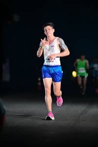 BIB: 466
                            <button type="button" onclick="openModal(7289652)" class="btn btn-primary btn-sm float-right btn-popup" data-toggle="modal" data-target=".modal-high-quality">
                        <i class="fas fa-shopping-cart"></i> Add to Cart
                    </button>
                                            <button type="button" onclick="isThisMe(7289652, true)" class="btn btn-success btn-sm float-right btn-popup btn-isme hidden" data-toggle="tooltip" data-placement="bottom" title="นี่คือรูปของคุณใช่ไหม คลิกที่นี่เพื่อเอาเข้าอัลบั้ม">
                        <i class="fas fa-plus"></i> Add to album
                    </button>
                    <button type="button" onclick="isThisMe(7289652, false)" class="btn btn-warning btn-sm float-right btn-popup btn-isnotme hidden">
                        <i class="fas fa-ban"></i> Remove from album
                    </button>