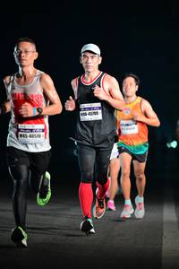 BIB: 45799, 40570
                            <button type="button" onclick="openModal(7290433)" class="btn btn-primary btn-sm float-right btn-popup" data-toggle="modal" data-target=".modal-high-quality">
                        <i class="fas fa-shopping-cart"></i> Add to Cart
                    </button>
                                            <button type="button" onclick="isThisMe(7290433, true)" class="btn btn-success btn-sm float-right btn-popup btn-isme hidden" data-toggle="tooltip" data-placement="bottom" title="นี่คือรูปของคุณใช่ไหม คลิกที่นี่เพื่อเอาเข้าอัลบั้ม">
                        <i class="fas fa-plus"></i> Add to album
                    </button>
                    <button type="button" onclick="isThisMe(7290433, false)" class="btn btn-warning btn-sm float-right btn-popup btn-isnotme hidden">
                        <i class="fas fa-ban"></i> Remove from album
                    </button>