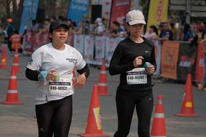 BIB: 40382, 40931
                            <button type="button" onclick="openModal(8948552)" class="btn btn-primary btn-sm float-right btn-popup" data-toggle="modal" data-target=".modal-high-quality">
                        <i class="fas fa-shopping-cart"></i> Add to Cart
                    </button>
                                            <button type="button" onclick="isThisMe(8948552, true)" class="btn btn-success btn-sm float-right btn-popup btn-isme hidden" data-toggle="tooltip" data-placement="bottom" title="นี่คือรูปของคุณใช่ไหม คลิกที่นี่เพื่อเอาเข้าอัลบั้ม">
                        <i class="fas fa-plus"></i> Add to album
                    </button>
                    <button type="button" onclick="isThisMe(8948552, false)" class="btn btn-warning btn-sm float-right btn-popup btn-isnotme hidden">
                        <i class="fas fa-ban"></i> Remove from album
                    </button>