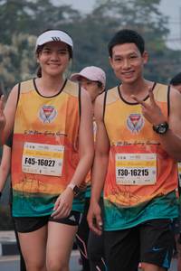 BIB: 102, 16027, 16215
                            <button type="button" onclick="openModal(9431449)" class="btn btn-primary btn-sm float-right btn-popup" data-toggle="modal" data-target=".modal-high-quality">
                        <i class="fas fa-shopping-cart"></i> Add to Cart
                    </button>
                                            <button type="button" onclick="isThisMe(9431449, true)" class="btn btn-success btn-sm float-right btn-popup btn-isme hidden" data-toggle="tooltip" data-placement="bottom" title="นี่คือรูปของคุณใช่ไหม คลิกที่นี่เพื่อเอาเข้าอัลบั้ม">
                        <i class="fas fa-plus"></i> Add to album
                    </button>
                    <button type="button" onclick="isThisMe(9431449, false)" class="btn btn-warning btn-sm float-right btn-popup btn-isnotme hidden">
                        <i class="fas fa-ban"></i> Remove from album
                    </button>