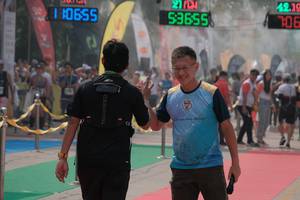 BIB: 53655, 4219, 0655, 706
                            <button type="button" onclick="openModal(8978207)" class="btn btn-primary btn-sm float-right btn-popup" data-toggle="modal" data-target=".modal-high-quality">
                        <i class="fas fa-shopping-cart"></i> Add to Cart
                    </button>
                                            <button type="button" onclick="isThisMe(8978207, true)" class="btn btn-success btn-sm float-right btn-popup btn-isme hidden" data-toggle="tooltip" data-placement="bottom" title="นี่คือรูปของคุณใช่ไหม คลิกที่นี่เพื่อเอาเข้าอัลบั้ม">
                        <i class="fas fa-plus"></i> Add to album
                    </button>
                    <button type="button" onclick="isThisMe(8978207, false)" class="btn btn-warning btn-sm float-right btn-popup btn-isnotme hidden">
                        <i class="fas fa-ban"></i> Remove from album
                    </button>