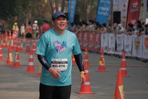 BIB: 47115
                            <button type="button" onclick="openModal(8950076)" class="btn btn-primary btn-sm float-right btn-popup" data-toggle="modal" data-target=".modal-high-quality">
                        <i class="fas fa-shopping-cart"></i> Add to Cart
                    </button>
                                            <button type="button" onclick="isThisMe(8950076, true)" class="btn btn-success btn-sm float-right btn-popup btn-isme hidden" data-toggle="tooltip" data-placement="bottom" title="นี่คือรูปของคุณใช่ไหม คลิกที่นี่เพื่อเอาเข้าอัลบั้ม">
                        <i class="fas fa-plus"></i> Add to album
                    </button>
                    <button type="button" onclick="isThisMe(8950076, false)" class="btn btn-warning btn-sm float-right btn-popup btn-isnotme hidden">
                        <i class="fas fa-ban"></i> Remove from album
                    </button>