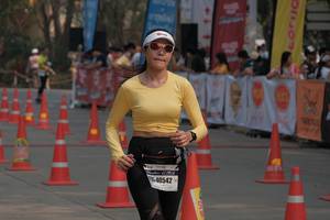 BIB: 40542
                            <button type="button" onclick="openModal(8939621)" class="btn btn-primary btn-sm float-right btn-popup" data-toggle="modal" data-target=".modal-high-quality">
                        <i class="fas fa-shopping-cart"></i> Add to Cart
                    </button>
                                            <button type="button" onclick="isThisMe(8939621, true)" class="btn btn-success btn-sm float-right btn-popup btn-isme hidden" data-toggle="tooltip" data-placement="bottom" title="นี่คือรูปของคุณใช่ไหม คลิกที่นี่เพื่อเอาเข้าอัลบั้ม">
                        <i class="fas fa-plus"></i> Add to album
                    </button>
                    <button type="button" onclick="isThisMe(8939621, false)" class="btn btn-warning btn-sm float-right btn-popup btn-isnotme hidden">
                        <i class="fas fa-ban"></i> Remove from album
                    </button>