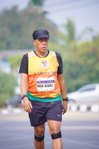 BIB: 12195, 42662, 220
                            <button type="button" onclick="openModal(7732110)" class="btn btn-primary btn-sm float-right btn-popup" data-toggle="modal" data-target=".modal-high-quality">
                        <i class="fas fa-shopping-cart"></i> Add to Cart
                    </button>
                                            <button type="button" onclick="isThisMe(7732110, true)" class="btn btn-success btn-sm float-right btn-popup btn-isme hidden" data-toggle="tooltip" data-placement="bottom" title="นี่คือรูปของคุณใช่ไหม คลิกที่นี่เพื่อเอาเข้าอัลบั้ม">
                        <i class="fas fa-plus"></i> Add to album
                    </button>
                    <button type="button" onclick="isThisMe(7732110, false)" class="btn btn-warning btn-sm float-right btn-popup btn-isnotme hidden">
                        <i class="fas fa-ban"></i> Remove from album
                    </button>