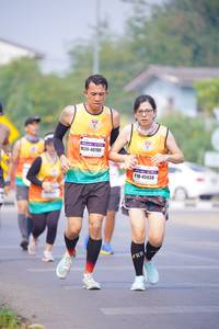 BIB: 40780, 45938
                            <button type="button" onclick="openModal(9451287)" class="btn btn-primary btn-sm float-right btn-popup" data-toggle="modal" data-target=".modal-high-quality">
                        <i class="fas fa-shopping-cart"></i> Add to Cart
                    </button>
                                            <button type="button" onclick="isThisMe(9451287, true)" class="btn btn-success btn-sm float-right btn-popup btn-isme hidden" data-toggle="tooltip" data-placement="bottom" title="นี่คือรูปของคุณใช่ไหม คลิกที่นี่เพื่อเอาเข้าอัลบั้ม">
                        <i class="fas fa-plus"></i> Add to album
                    </button>
                    <button type="button" onclick="isThisMe(9451287, false)" class="btn btn-warning btn-sm float-right btn-popup btn-isnotme hidden">
                        <i class="fas fa-ban"></i> Remove from album
                    </button>