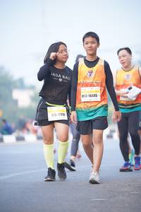 BIB: 16485, 17312
                            <button type="button" onclick="openModal(8290800)" class="btn btn-primary btn-sm float-right btn-popup" data-toggle="modal" data-target=".modal-high-quality">
                        <i class="fas fa-shopping-cart"></i> Add to Cart
                    </button>
                                            <button type="button" onclick="isThisMe(8290800, true)" class="btn btn-success btn-sm float-right btn-popup btn-isme hidden" data-toggle="tooltip" data-placement="bottom" title="นี่คือรูปของคุณใช่ไหม คลิกที่นี่เพื่อเอาเข้าอัลบั้ม">
                        <i class="fas fa-plus"></i> Add to album
                    </button>
                    <button type="button" onclick="isThisMe(8290800, false)" class="btn btn-warning btn-sm float-right btn-popup btn-isnotme hidden">
                        <i class="fas fa-ban"></i> Remove from album
                    </button>