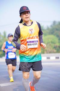 BIB: 421, 42870
                            <button type="button" onclick="openModal(9504575)" class="btn btn-primary btn-sm float-right btn-popup" data-toggle="modal" data-target=".modal-high-quality">
                        <i class="fas fa-shopping-cart"></i> Add to Cart
                    </button>
                                            <button type="button" onclick="isThisMe(9504575, true)" class="btn btn-success btn-sm float-right btn-popup btn-isme hidden" data-toggle="tooltip" data-placement="bottom" title="นี่คือรูปของคุณใช่ไหม คลิกที่นี่เพื่อเอาเข้าอัลบั้ม">
                        <i class="fas fa-plus"></i> Add to album
                    </button>
                    <button type="button" onclick="isThisMe(9504575, false)" class="btn btn-warning btn-sm float-right btn-popup btn-isnotme hidden">
                        <i class="fas fa-ban"></i> Remove from album
                    </button>