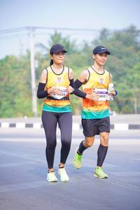 BIB: 40142
                            <button type="button" onclick="openModal(9504433)" class="btn btn-primary btn-sm float-right btn-popup" data-toggle="modal" data-target=".modal-high-quality">
                        <i class="fas fa-shopping-cart"></i> Add to Cart
                    </button>
                                            <button type="button" onclick="isThisMe(9504433, true)" class="btn btn-success btn-sm float-right btn-popup btn-isme hidden" data-toggle="tooltip" data-placement="bottom" title="นี่คือรูปของคุณใช่ไหม คลิกที่นี่เพื่อเอาเข้าอัลบั้ม">
                        <i class="fas fa-plus"></i> Add to album
                    </button>
                    <button type="button" onclick="isThisMe(9504433, false)" class="btn btn-warning btn-sm float-right btn-popup btn-isnotme hidden">
                        <i class="fas fa-ban"></i> Remove from album
                    </button>